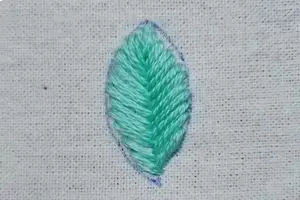 Punto Espina de Pescado (Fishbone Stitch)
