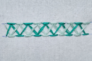 Punto Chevron Doble (Double Chevron Stitch)