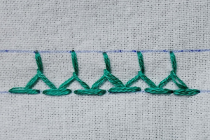 Medio Punto Chevron (Half Chevron Stitch)